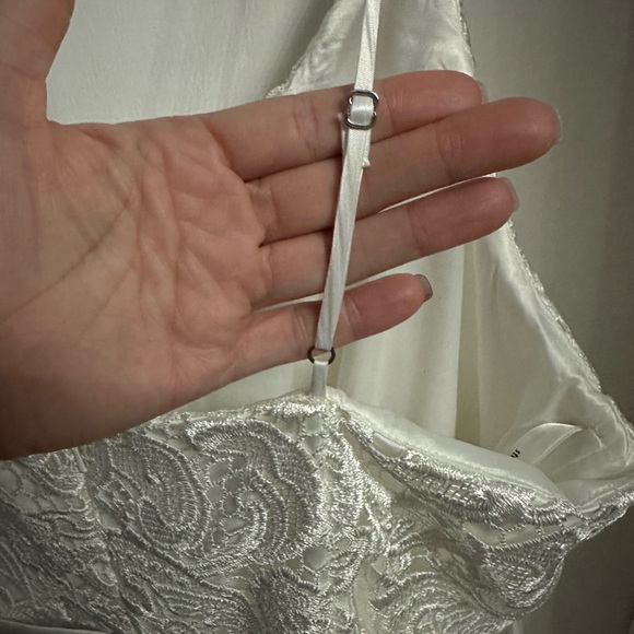 Lace bridal dress size 22W soft white - Picture 5 of 6